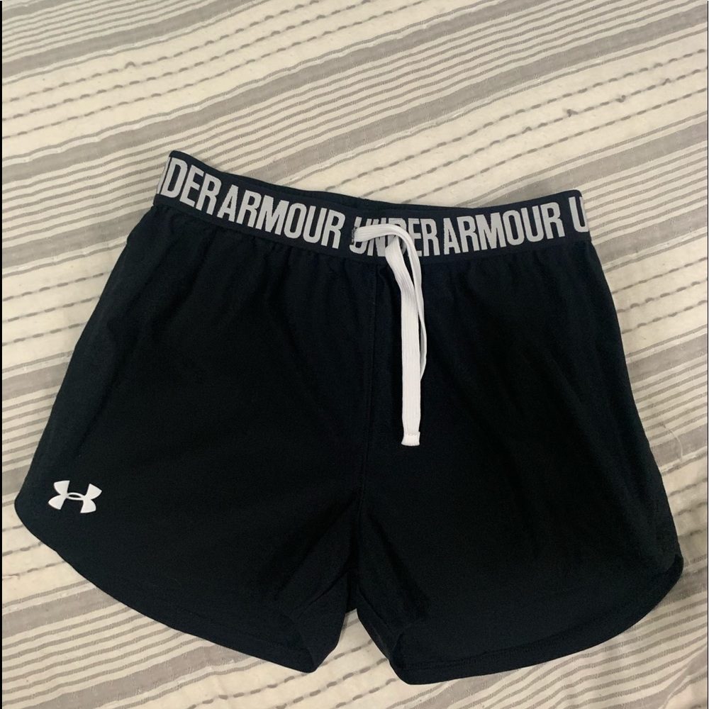 Under Armour Loose Athletic Shorts